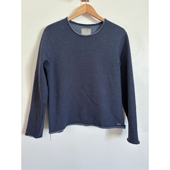 Bench. Navy blue pullover sweatshirt size medium - Picture 1 of 6